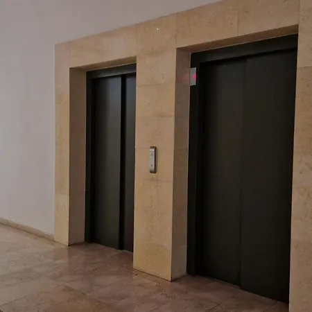 Modern 2-level Loft - Tymienieckiego, Center